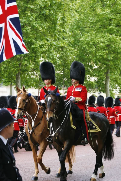 Queen's voják na královniny narozeniny parade — Stock fotografie