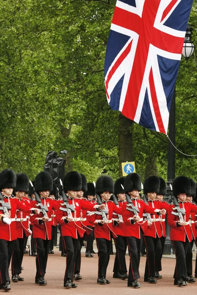 Drottningens soldat på drottningens födelsedag parad — Stockfoto