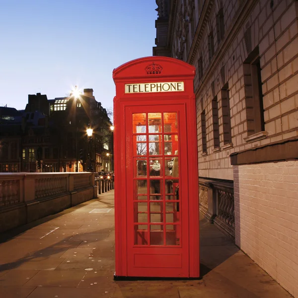 Cabine telefónica vermelha de Londres — Fotografia de Stock