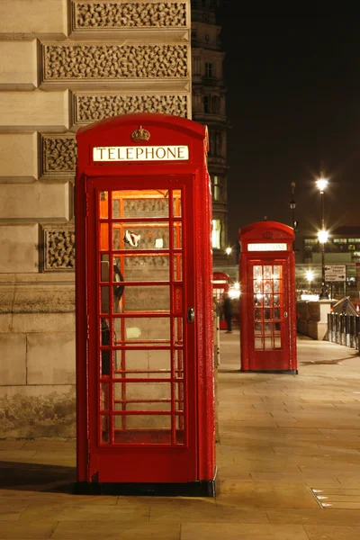 Londyn czerwone budki telefonicznej — Zdjęcie stockowe