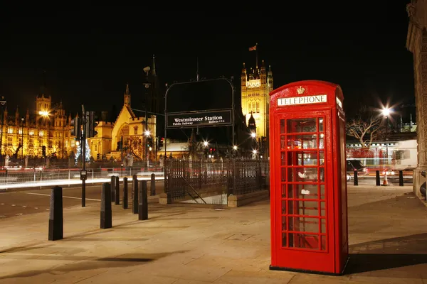 Cabine telefónica vermelha de Londres — Fotografia de Stock