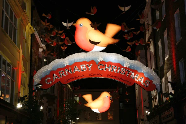 2013, Rua Carnaby com decoração de Natal — Fotografia de Stock