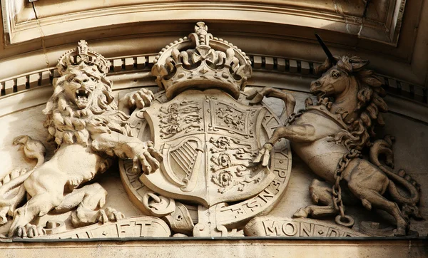 Lion and horse carving, Old War Offic — Stock Photo, Image