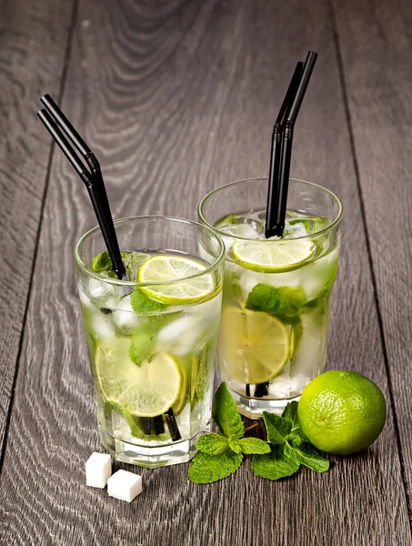 Summer cold cocktail drink mojito — Stock Photo, Image