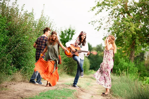 Hippie Group Dancing in the Countryside — Stock Photo, Image