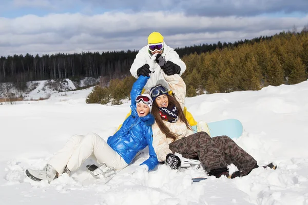 Grupp unga ha kul — Stockfoto