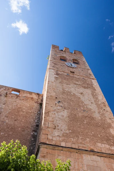 Very old tower in in small Spanish town — Stock Photo, Image