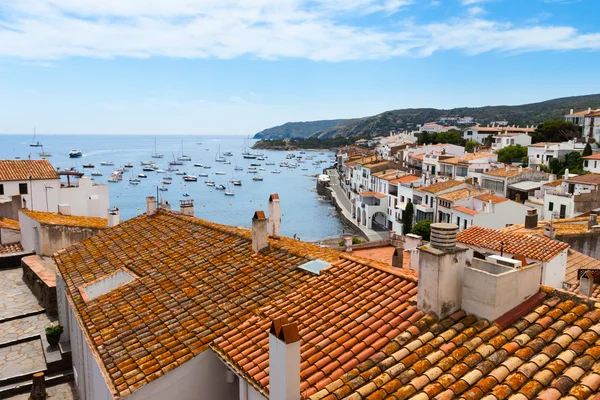 Flygfoto över Cadaqués, costa brava, Spanien — Stockfoto