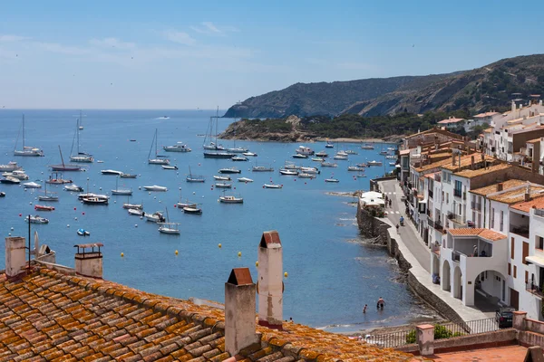 Cadaques Bahía, costa brava, España — Stockfoto