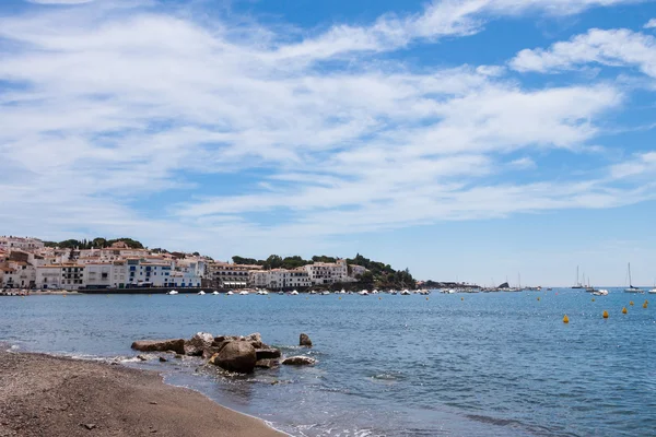 Vista da aldeia de Cadaques, Espanha — Fotografia de Stock