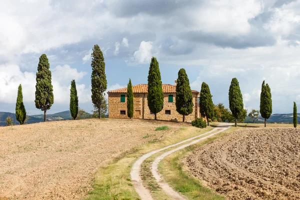 Typische toskanische Landschaft, Italien — Stockfoto