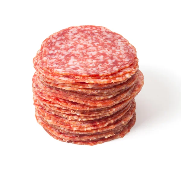 Rebanadas de salami aislado en un blanco — Foto de Stock