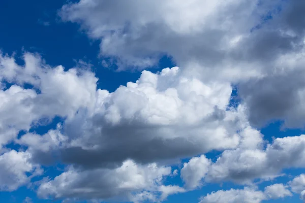 Céu azul fundo — Fotografia de Stock