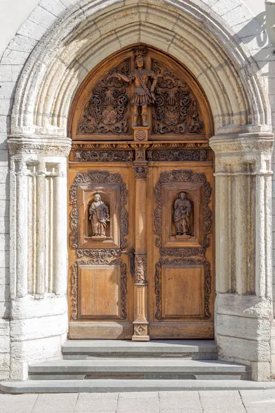 Porta in legno vintage a Tallinn — Foto Stock