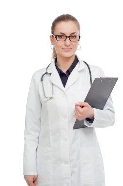 kadın doktor ile beyaz bir arka planda beyaz tahta.