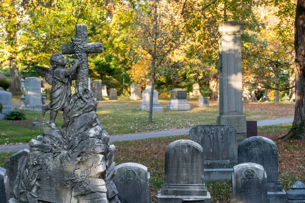 Podzimní Den Bostonu Hřbitově Forest Hills Jamajce Plain — Stock fotografie