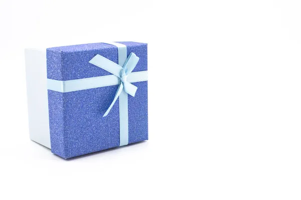 Caja Regalo Con Cinta Para Felicitaciones Sobre Fondo Blanco Caja — Foto de Stock