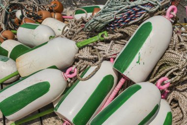 Rıhtımda ıstakoz tuzaklar için bouys