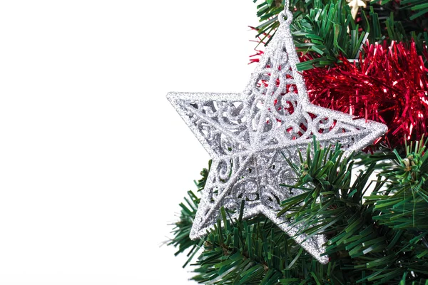 Julstjärna på dekorativa träd — Stockfoto