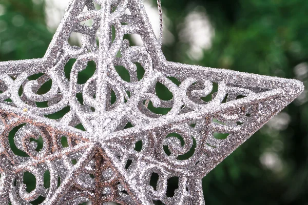 Árvore de Natal com ornamento de estrela — Fotografia de Stock