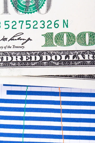 お金と横棒グラフのグラフ — ストック写真