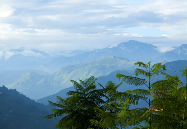 India, hegyei, a Himalája, a falu, — Stock Fotó