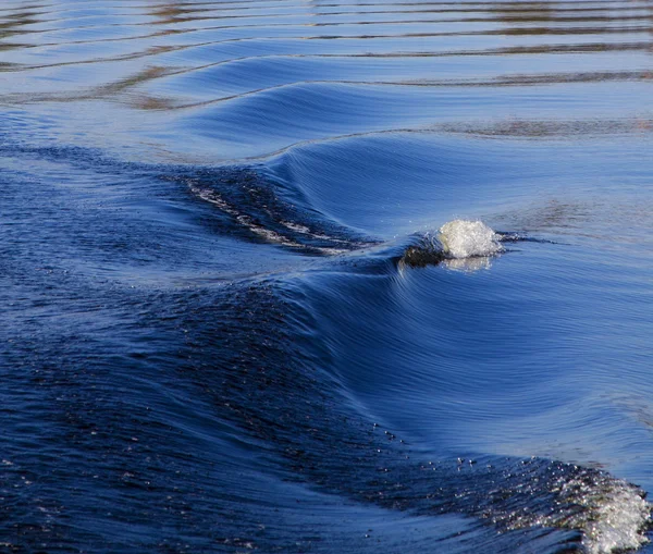 Welle, Fluss, See, Meer, — Stockfoto