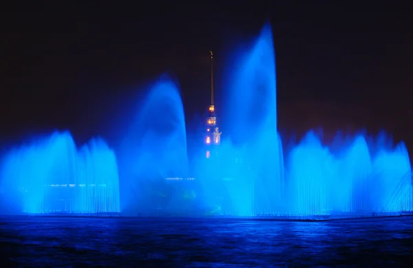 Fountain, night St. Petersburg — Stock Photo, Image