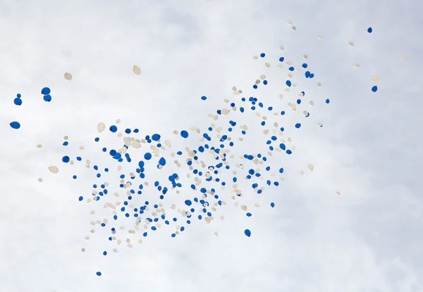 Balões no céu — Fotografia de Stock