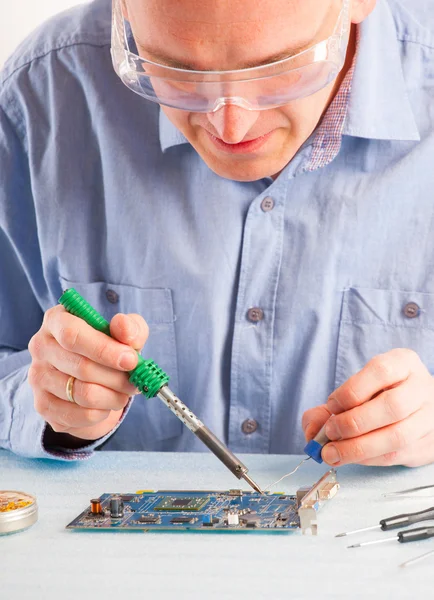 Soldering — Stock Photo, Image