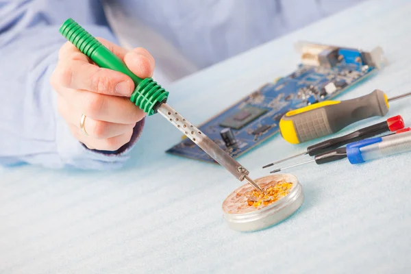 Soldering — Stock Photo, Image