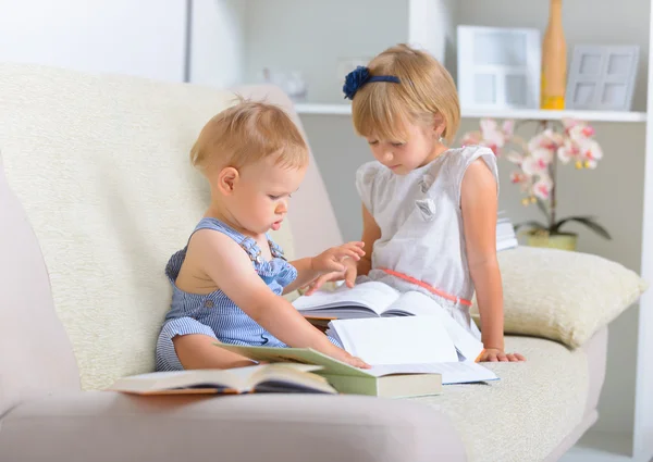 Kids with lot of books — Stock Photo, Image