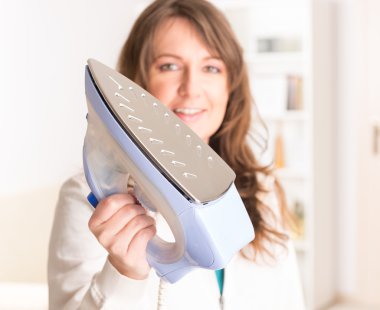 kadın holding demir