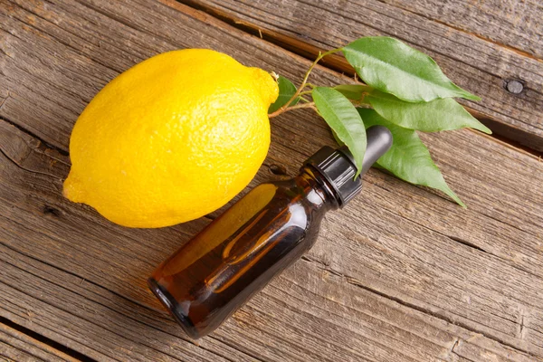 Citronový olej — Stock fotografie
