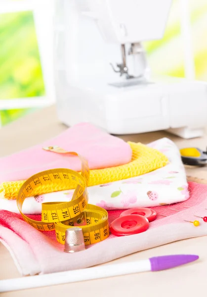 Macchine per cucire e accessori per cucire — Foto Stock