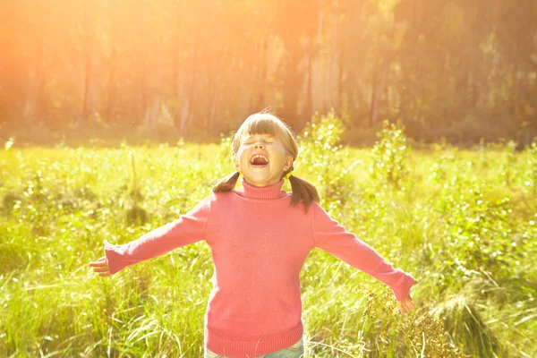 Ragazza molto felice — Foto Stock