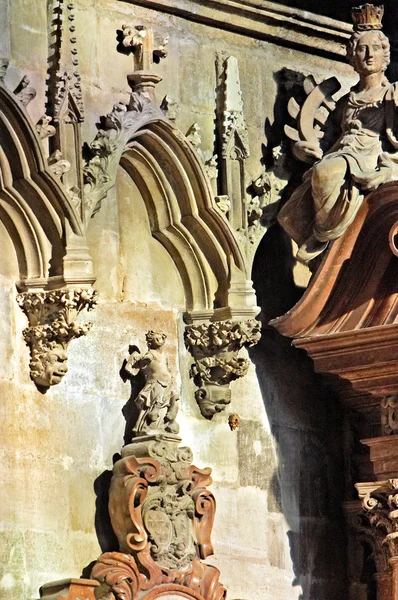 Katedral iç detay — Stok fotoğraf