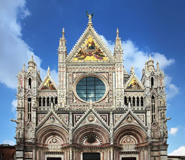 Fachada da cúpula de Siena — Fotografia de Stock