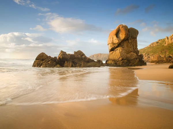 Playa de Lumeboo en Galicia en un día soleado — Foto de Stock