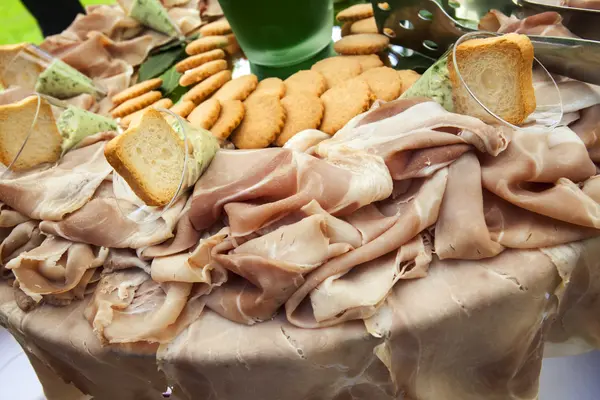 Appetizer of ham — Stock Photo, Image