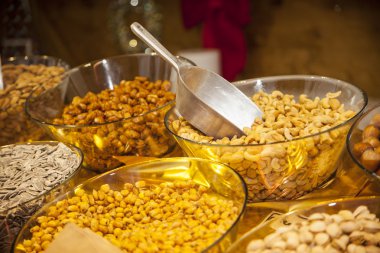 şekerlenmiş ve kurutulmuş meyveler