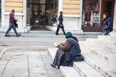 dilenci kadın