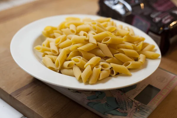 Raw pasta — Stock Photo, Image