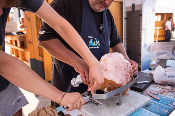 Whole Cooked Ham Ready Sliced — Fotografia de Stock