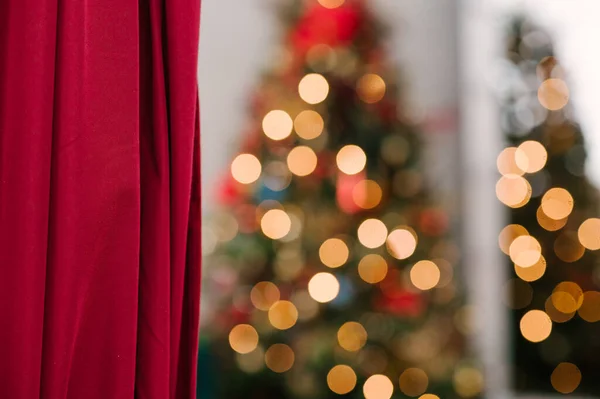Gloeilamp Kerstboom Met Mooie Bokeh Achtergrond — Stockfoto
