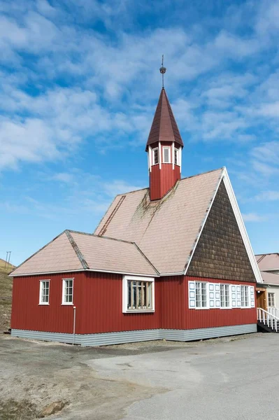 Svalbard Church Longyearbyen Spitsbergen Island Svalbard Archipelago Noruega Europa — Fotografia de Stock