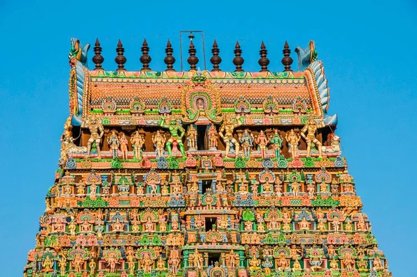 Kolorowo Zdobiona Brama Gopuram Wieża Minakshi Lub Sri Meenakshi Sundareshwara — Zdjęcie stockowe