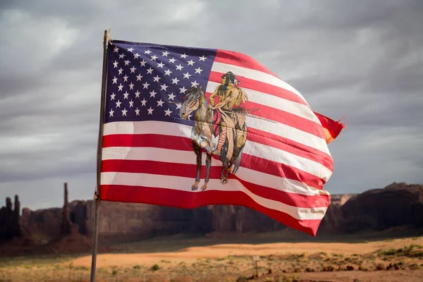 Bandeira Dos Eua Com Emblema Navajo Nação Navajo Monument Valley — Fotografia de Stock