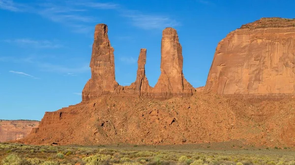 Kız Kardeş Kaya Oluşumu Anıt Vadisi Navajo Ulusu Arizona Abd — Stok fotoğraf