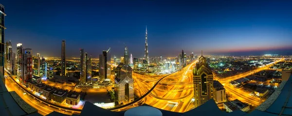 Pohled Panorama Hotelu Shangri Noci Osvětlené Sheikh Zayed Road Burj — Stock fotografie
